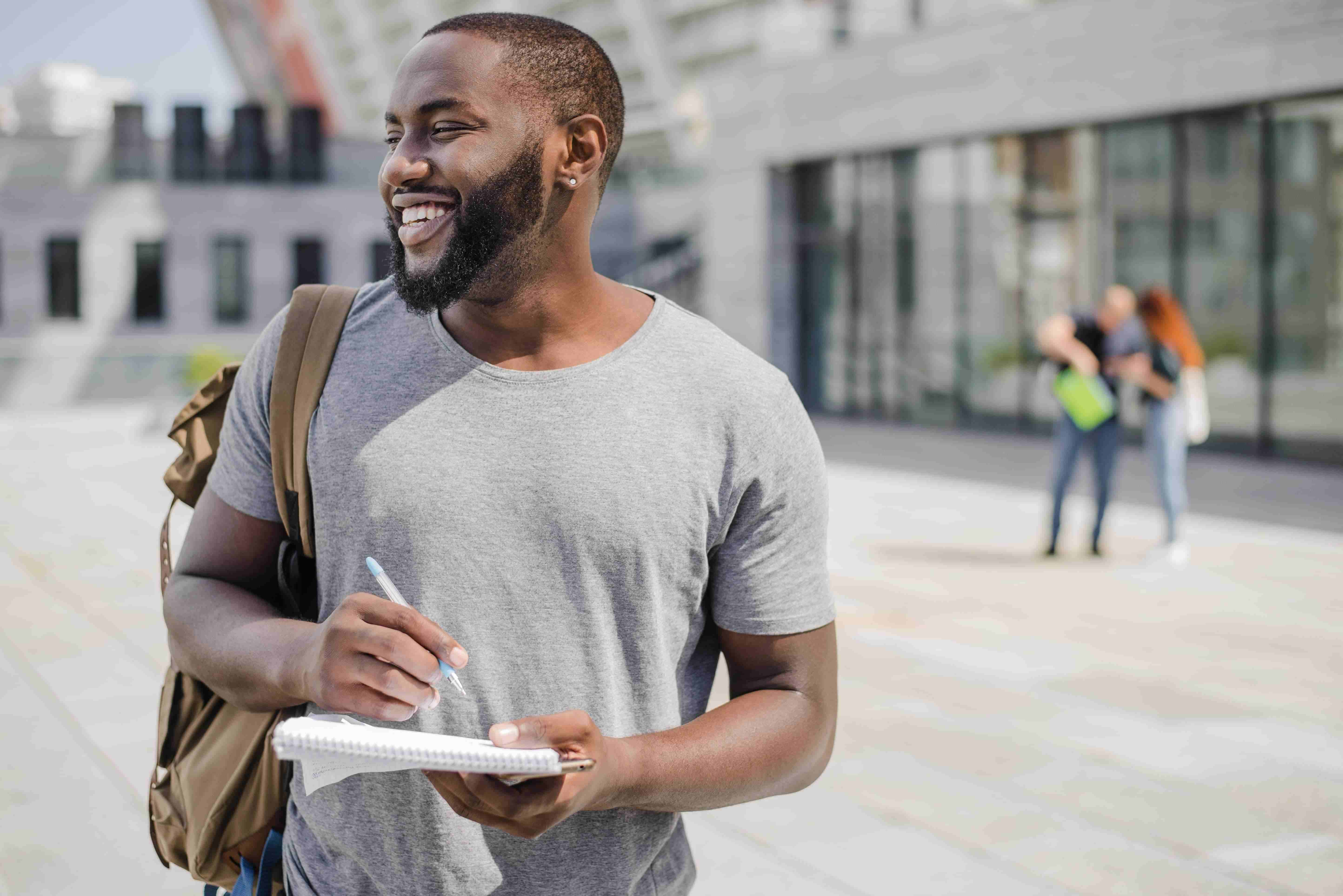 Benefícios da segunda graduação e quando considerá-la